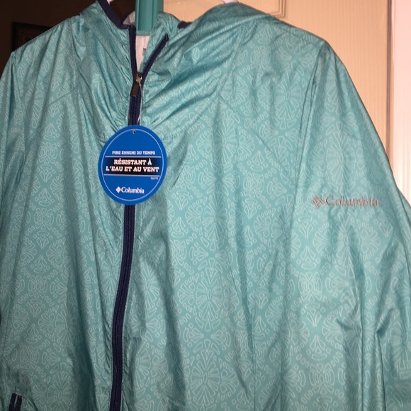 Women's Water/Wind Resistant Columbia Jacket