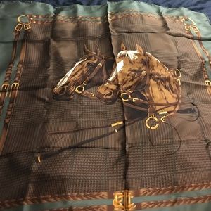 🎉🎉Sale!!🎉🎉 Beautiful Ralph Lauren scarf