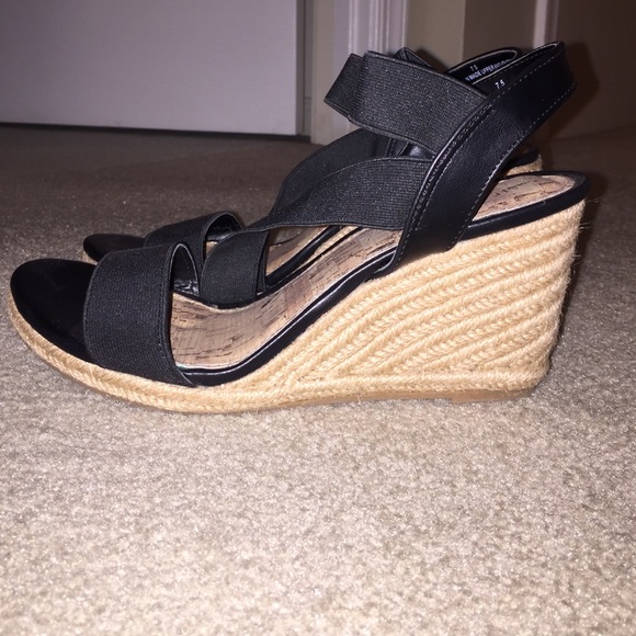 Merona Shoes - Black strap wedges - perfect for spring & summer!