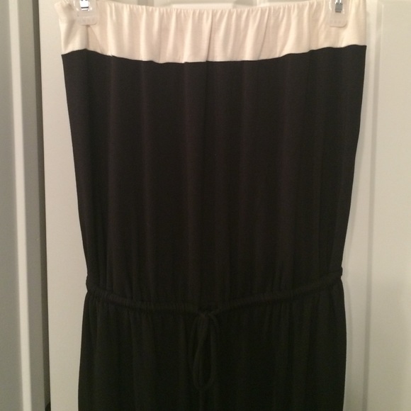 Black & white maxi.