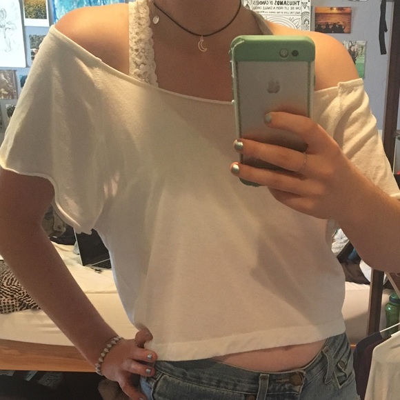 White comfy tee shirt