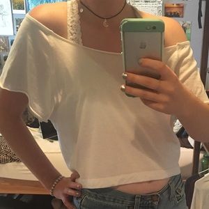 White comfy tee shirt