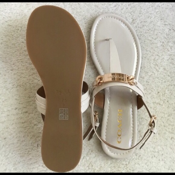 New! COACH thong sandals. - Picture 4 of 8