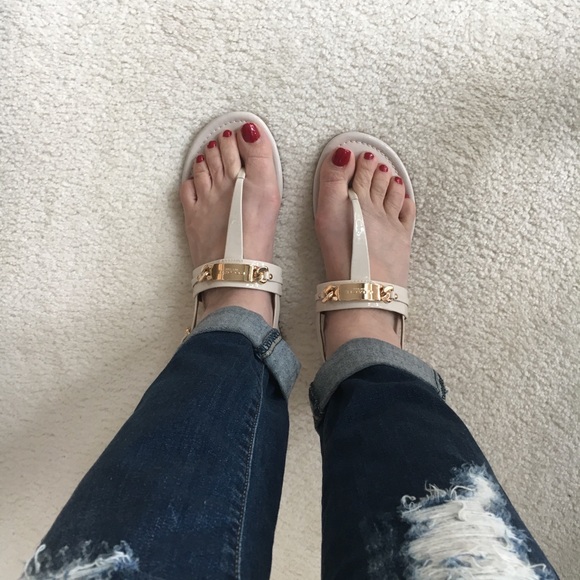 New! COACH thong sandals. - Picture 5 of 8