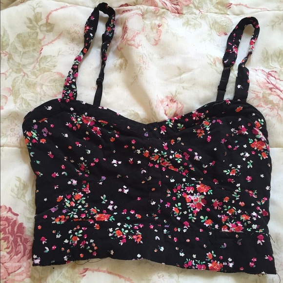 Aeropostale Tops - Floral Crop Top