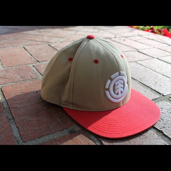 Element Snapback - Picture 2 of 4