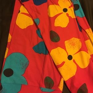 LuLaRoe TC flower leggings
