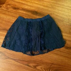 Lace mini skirt
