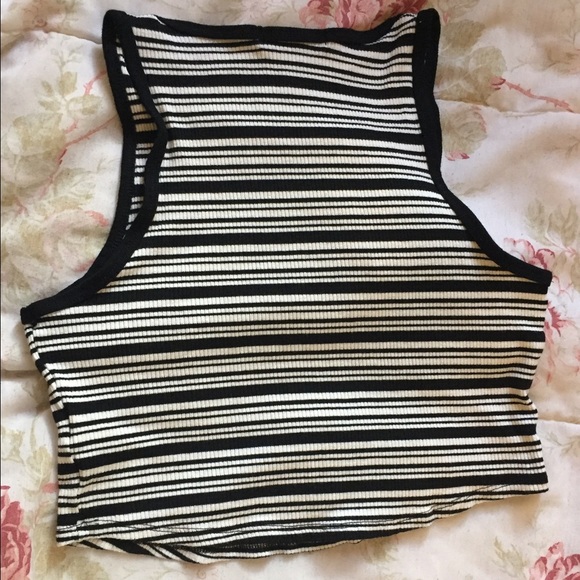 Stripped crop top - Picture 2 of 4