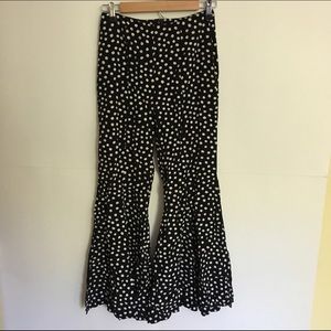 💥Bell bottomed floral pants