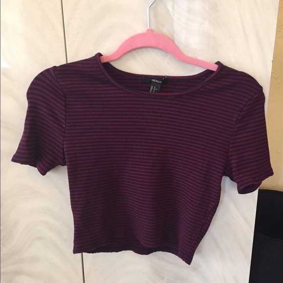 Stripped Knitted Crop Top - Picture 2 of 3