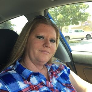 Meet your Posher, Alisha