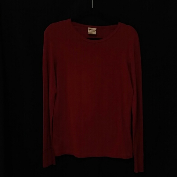 Long sleeved Tee Shirt