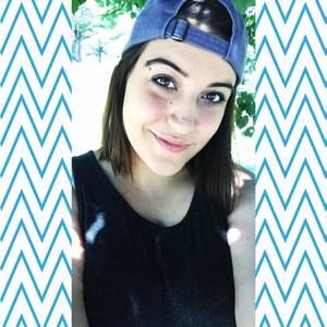 Meet your Posher, Kaia