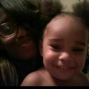 Meet your Posher, Mia