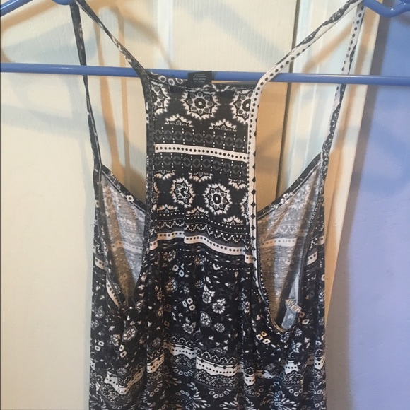 Patterned crop top - Picture 3 of 3