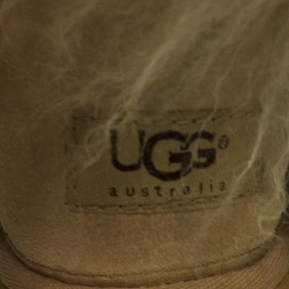 Beautiful fluffy uggs - Picture 4 of 4