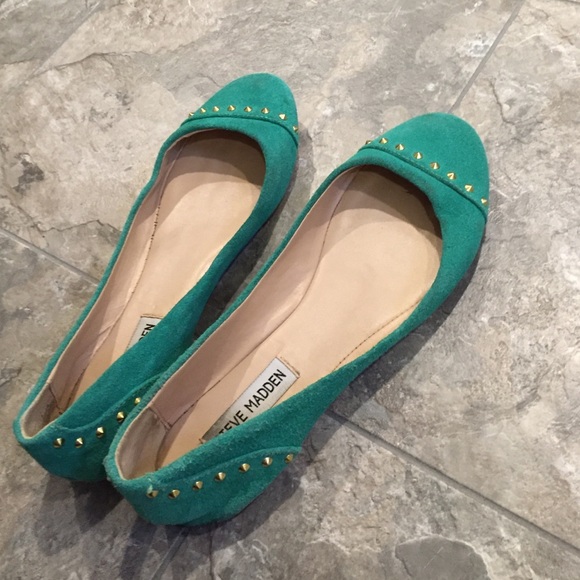 Steve Madden flats. - Picture 2 of 3