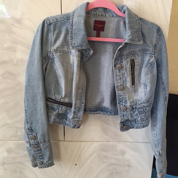 Cropped jean jacket - Picture 1 of 3