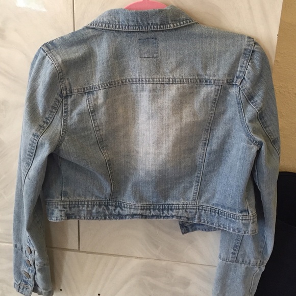 Cropped jean jacket - Picture 3 of 3