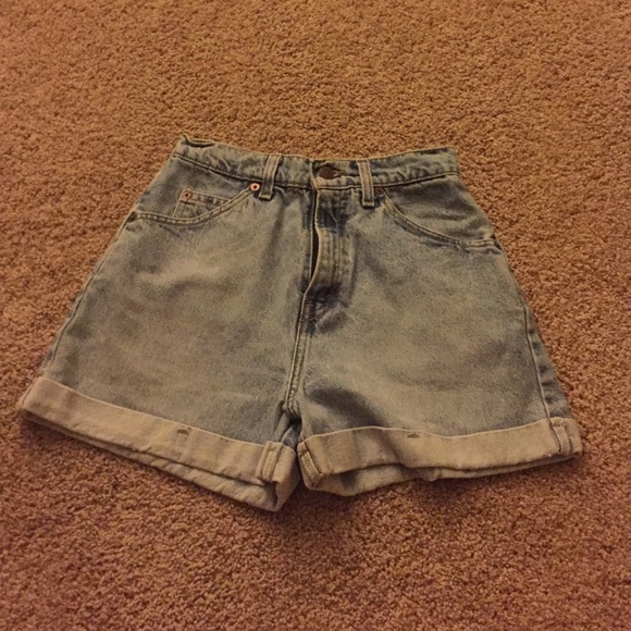 Vintage Levis 954 regular fit.