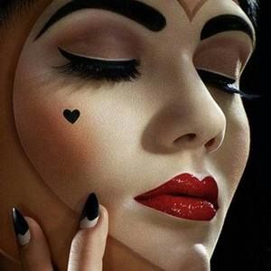 Meet your Posher, Gina