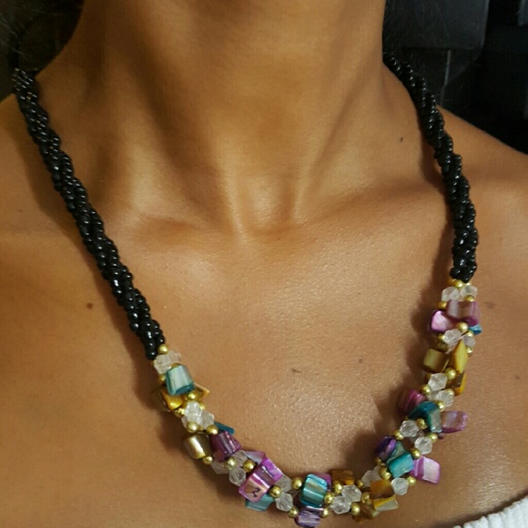 GENIUM QUALITY HAND MADE 100% REAL SHELL NECKLACE - Picture 1 of 1