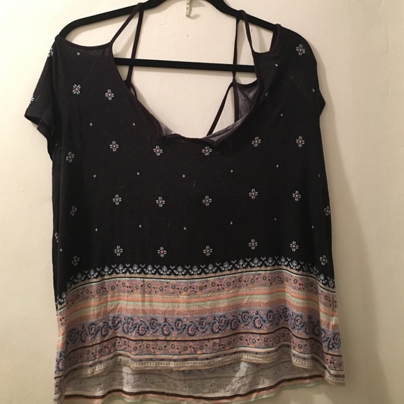 Cold shoulder top