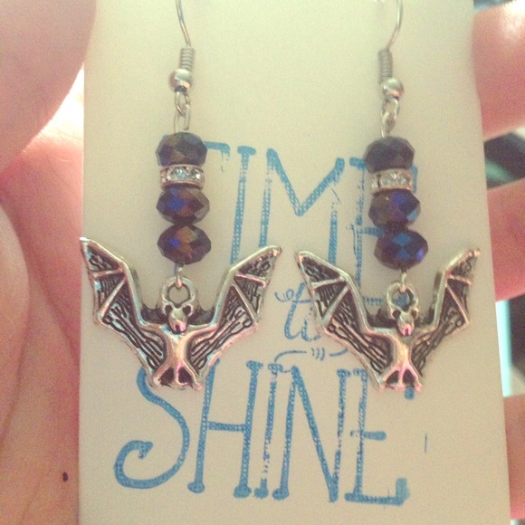 Bat beaded earrings Halloween