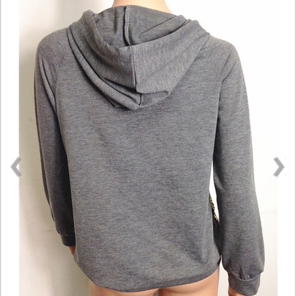 🌺last one🌺Sequined Hoodie - Picture 4 of 4