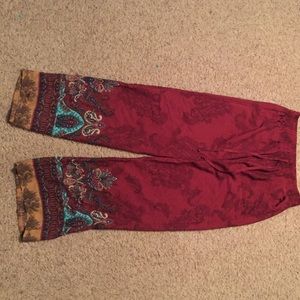 Detailed loose pants