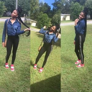 Meet your Posher, Fenni