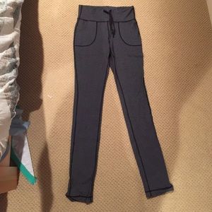 Lululemon Straight Leg Gray and Black Legging