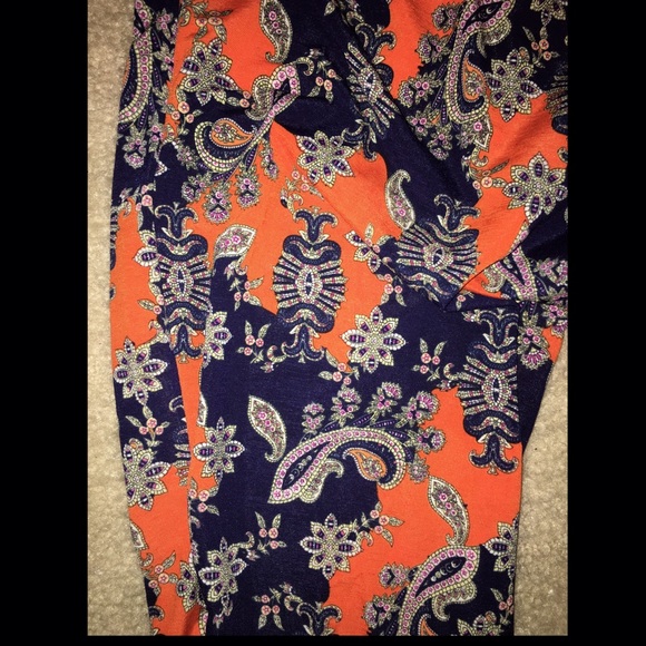 Jumper - Picture 3 of 3