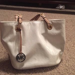 White Michael Kors Purse