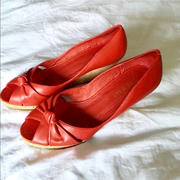 Nine West Shoes - 💄{Nine West} Cork PeepToe Wedges