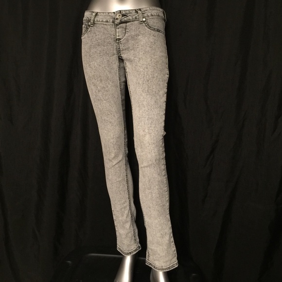 Mossimo pull on skinny jeans