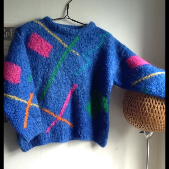 ✨VINTAGE✨ Fun boxy 80s sweater 💲⬇️❗️