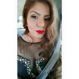 Meet your Posher, Andrea