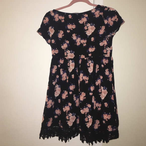 LA hearts floral dress - Picture 3 of 3