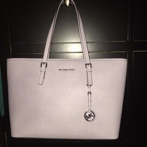 Michale kors purse