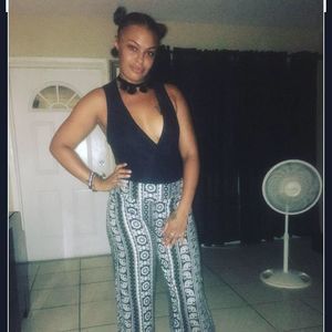 Meet your Posher, Cenedra