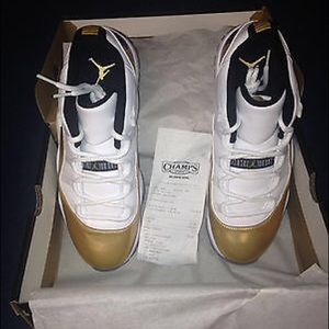 Jordan's Metallic Gold Retros Size 9
