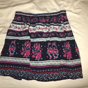 Mini skirt with pockets