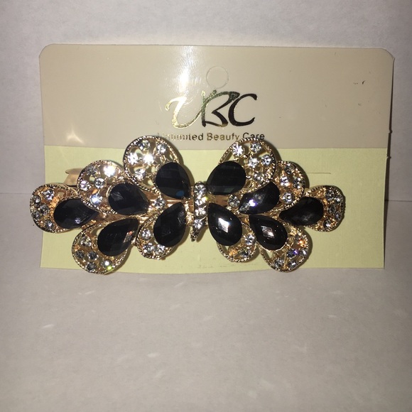 Very cute Fancy hair clip