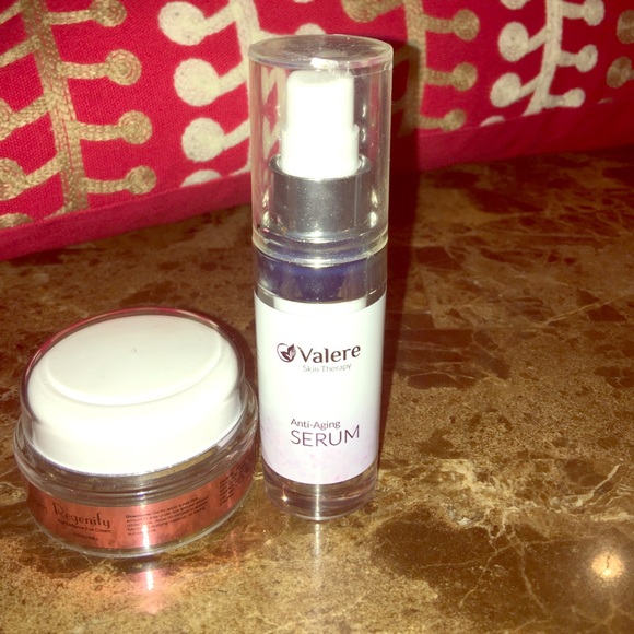 Valere -Regenify. Set anti aging eye cream & serum