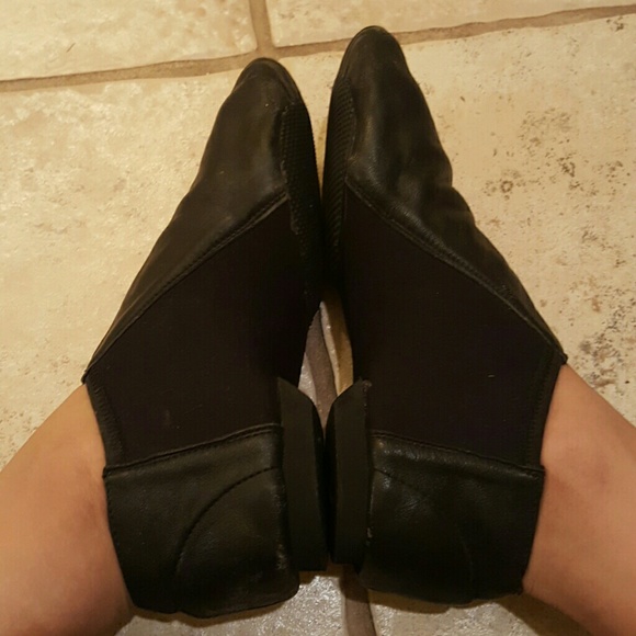 Black dance/drillteam shoes
