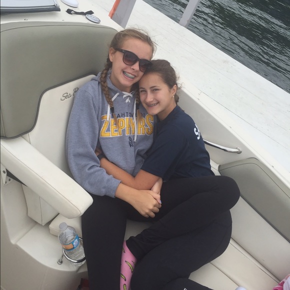 Meet your Posher, Julia