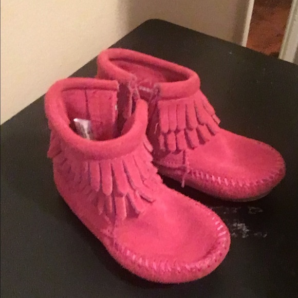 Minnetonka toddler boots