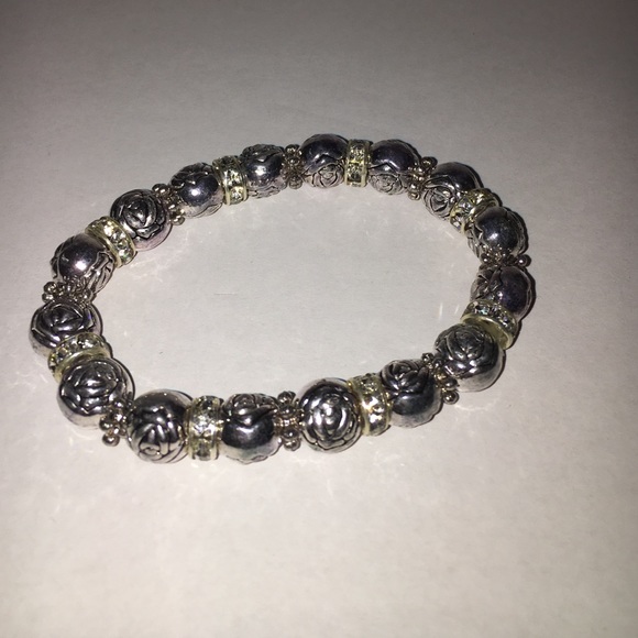 Very cute bracelet